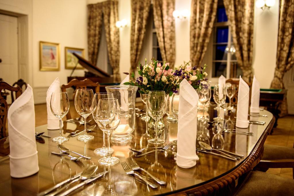 Chateau Hostacov Hotel Екстериор снимка