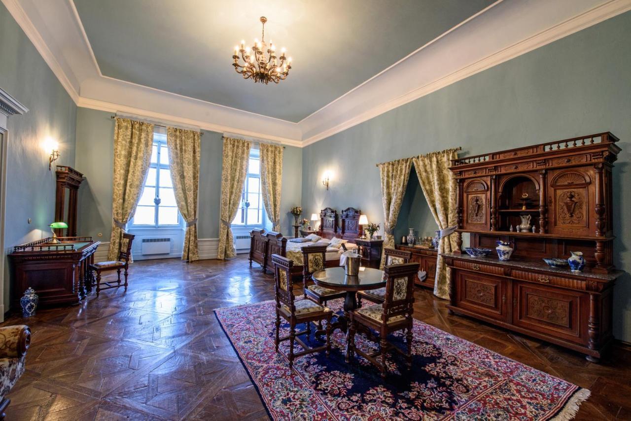 Chateau Hostacov Hotel Екстериор снимка